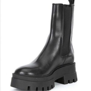 GB Down-Town Leather Chelsea Chunky Lug Sole Platform Booties